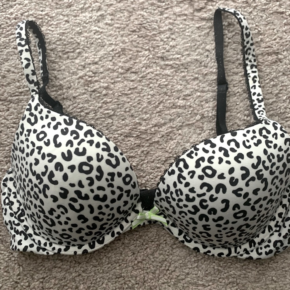 Victoria secret leopard push up bra. 34C